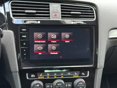 Vendo Volkswagen Golf 2019 - 27990 EUR, 110000 km - AUTO.MOTO.pt