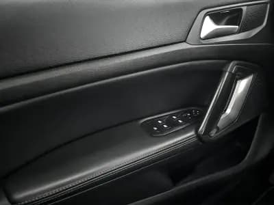 Sell Peugeot 308 SW 2015 - 13950 EUR, 179000 km - AUTO.MOTO.pt