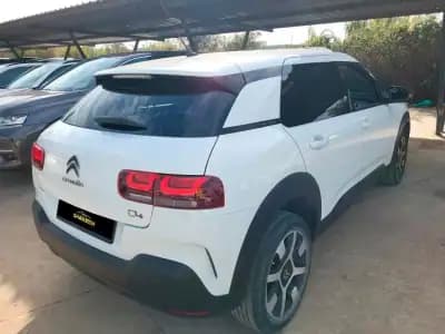 Vendo Citroën C4 Cactus 2019 - 12550 EUR, 90169 km - AUTO.MOTO.pt