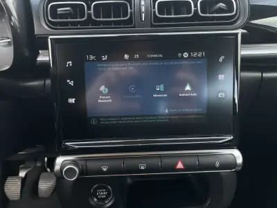 Vendo Citroën C3 2022 - 12650 EUR, 23185 km - AUTO.MOTO.pt