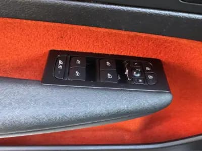 Vendo Volvo XC 40 2021 - 29500 EUR, 116000 km - AUTO.MOTO.pt