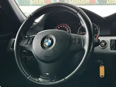 Vendo BMW 316 2010 - 14500 EUR, 225500 km - AUTO.MOTO.pt