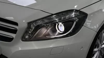 Sell Mercedes-Benz A 180 2014 - 14650 EUR, 191121 km - AUTO.MOTO.pt