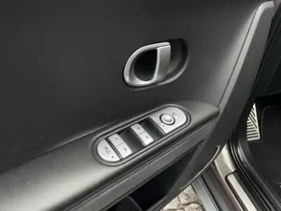 Vendo Hyundai Ioniq 5 2022 - 27995 EUR, 136330 km - AUTO.MOTO.pt