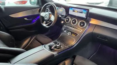 Vendo Mercedes-Benz C 300e 2021 - 21500 EUR, 165000 km - AUTO.MOTO.pt