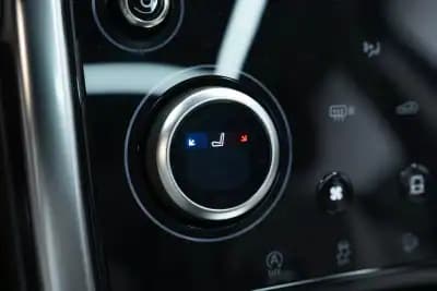 Vendo Land Rover Discovery Sport 2021 - 36950 EUR, 63000 km - AUTO.MOTO.pt