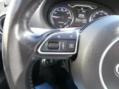 Sell Audi A3 Sportback 2015 - 17500 EUR, 195633 km - AUTO.MOTO.pt