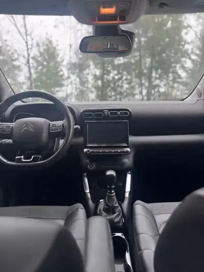 Sell Citroën C3 Aircross 2021 - 15250 EUR, 180999 km - AUTO.MOTO.pt