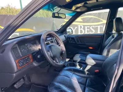 Sell Jeep Grand Cherokee 1997 - 11900 EUR, 233000 km - AUTO.MOTO.pt