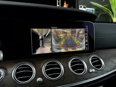 Sell Mercedes-Benz E 300 2019 - 33490 EUR, 105000 km - AUTO.MOTO.pt