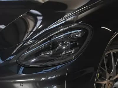 Sell Porsche Panamera Sport Turismo 2019 - 69990 EUR, 80000 km - AUTO.MOTO.pt