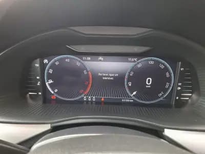 Sell Skoda Kamiq 2023 - 18750 EUR, 33500 km - AUTO.MOTO.pt