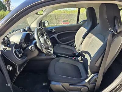 Sell Smart Fortwo Cabrio 2021 - 12750 EUR, 42000 km - AUTO.MOTO.pt