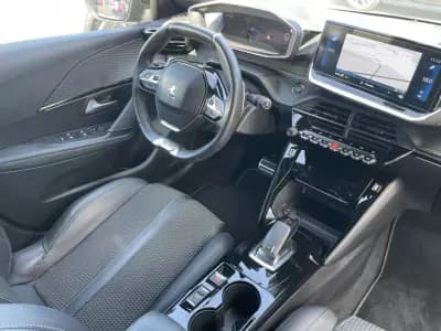 Sell Peugeot 208 2020 - 17500 EUR, 29713 km - AUTO.MOTO.pt