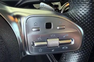 Sell Mercedes-Benz CLA 200 2020 - 30990 EUR, 120933 km - AUTO.MOTO.pt