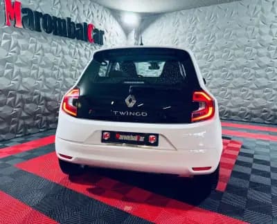 Sell Renault Twingo 2020 - 11990 EUR, 60657 km - AUTO.MOTO.pt