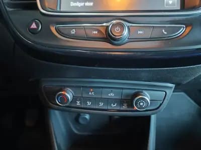 Vendo Opel Crossland X 2019 - 11950 EUR, 65500 km - AUTO.MOTO.pt