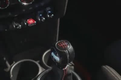 Vendo MINI 2018 - 18980 EUR, 61420 km - AUTO.MOTO.pt