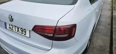 Vendo Volkswagen Jetta 2017 - 8990 EUR, 260000 km - AUTO.MOTO.pt
