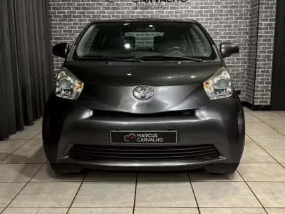 Vendo Toyota iQ 2010 - 7990 EUR, 180000 km - AUTO.MOTO.pt