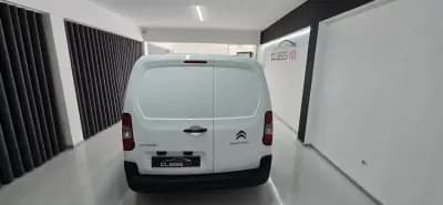 Vendo Citroën Berlingo 2021 - 17500 EUR, 49659 km - AUTO.MOTO.pt