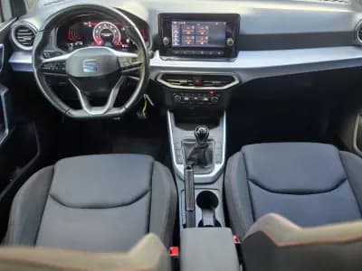 Sell SEAT Arona 2023 - 17750 EUR, 55000 km - AUTO.MOTO.pt