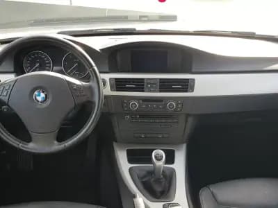 Sell BMW 318 2011 - 10750 EUR, 300000 km - AUTO.MOTO.pt