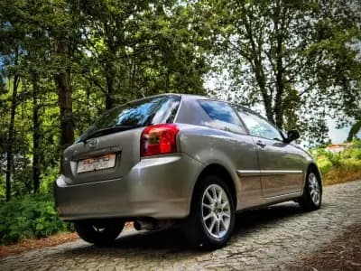 Sell Toyota Corolla 2002 - 11900 EUR, 196000 km - AUTO.MOTO.pt