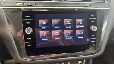 Vendo Volkswagen Tiguan 2020 - 21900 EUR, 162332 km - AUTO.MOTO.pt