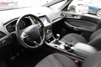 Vendo Ford S-Max 2019 - 20900 EUR, 230239 km - AUTO.MOTO.pt