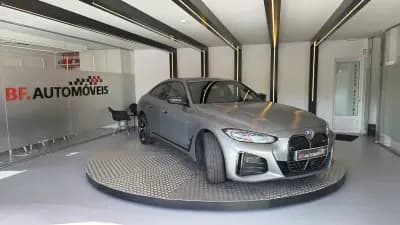 Vendo BMW i4 2022 - 55900 EUR, 33929 km - AUTO.MOTO.pt