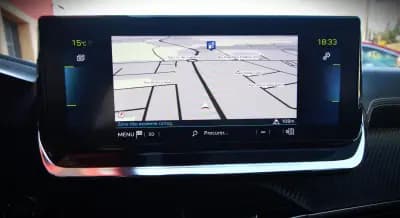 Sell Peugeot e-208 2020 - 17450 EUR, 60000 km - AUTO.MOTO.pt