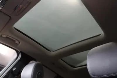 Sell Mercedes-Benz GLC 350 2017 - 39900 EUR, 90000 km - AUTO.MOTO.pt