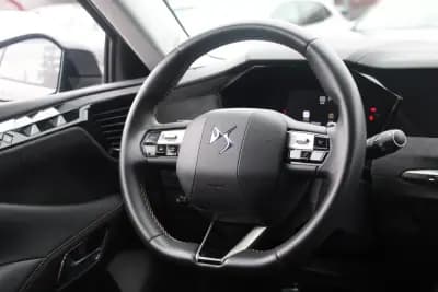 Vendo DS DS4 2024 - 29990 EUR, 10000 km - AUTO.MOTO.pt