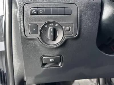 Vendo Mercedes-Benz Vito Tourer 2020 - 29900 EUR, 225000 km - AUTO.MOTO.pt