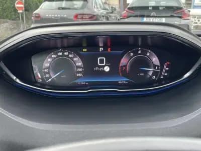 Sell Peugeot 3008 2022 - 19400 EUR, 110167 km - AUTO.MOTO.pt