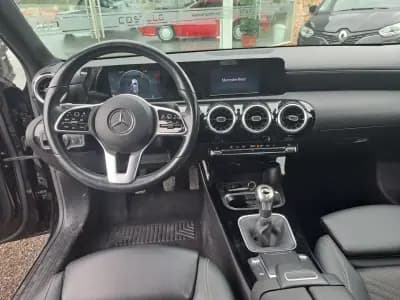 Vendo Mercedes-Benz A 180 2020 - 17950 EUR, 223684 km - AUTO.MOTO.pt