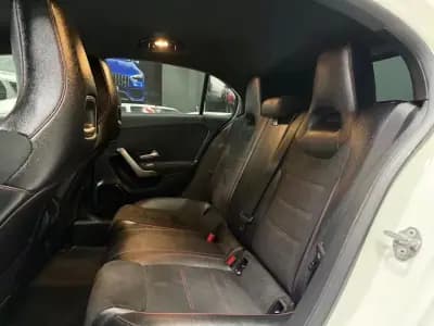 Vendo Mercedes-Benz A 180 2020 - 25499 EUR, 132000 km - AUTO.MOTO.pt