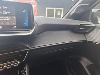 Sell Peugeot 208 2023 - 19990 EUR, 17000 km - AUTO.MOTO.pt