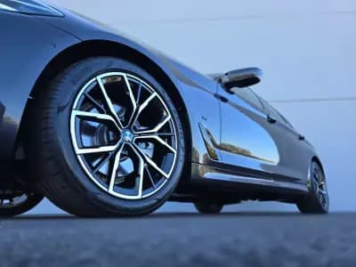 Vendo BMW 520 2021 - 35500 EUR, 95000 km - AUTO.MOTO.pt