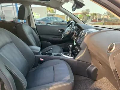 Vendo Nissan Qashqai 2010 - 8900 EUR, 214000 km - AUTO.MOTO.pt