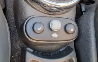 Vendo MINI 2005 - 7990 EUR, 168000 km - AUTO.MOTO.pt