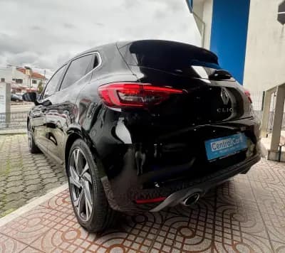 Vendo Renault Clio 2020 - 16950 EUR, 98000 km - AUTO.MOTO.pt