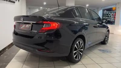 Sell Fiat Tipo 2017 - 8990 EUR, 132668 km - AUTO.MOTO.pt