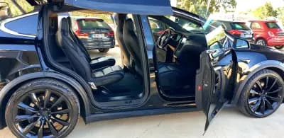 Vendo Tesla Model X 2019 - 59990 EUR, 179000 km - AUTO.MOTO.pt
