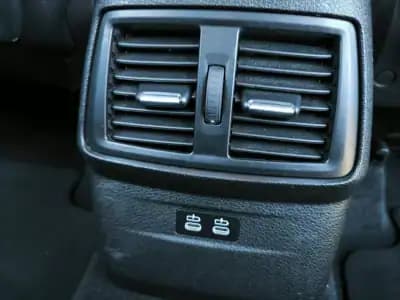 Vendo BMW 216 Active Tourer 2020 - 15950 EUR, 166895 km - AUTO.MOTO.pt