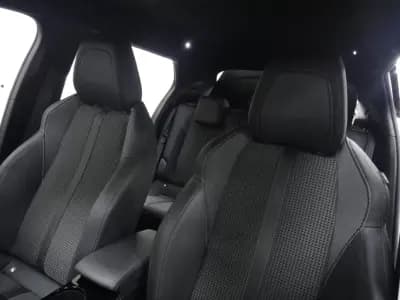 Sell Peugeot 2008 2020 - 18750 EUR, 59000 km - AUTO.MOTO.pt