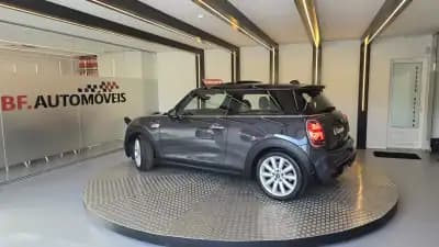 Sell MINI 2019 - 25500 EUR, 96321 km - AUTO.MOTO.pt