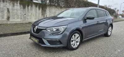 Vendo Renault Mégane Sport Tourer 2019 - 8950 EUR, 360000 km - AUTO.MOTO.pt