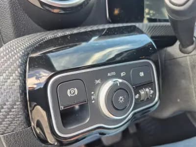 Sell Mercedes-Benz A 180 Limousine 2020 - 21900 EUR, 144925 km - AUTO.MOTO.pt